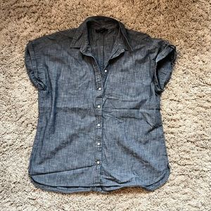 Banana Republic chambray denim shirt size large EUC